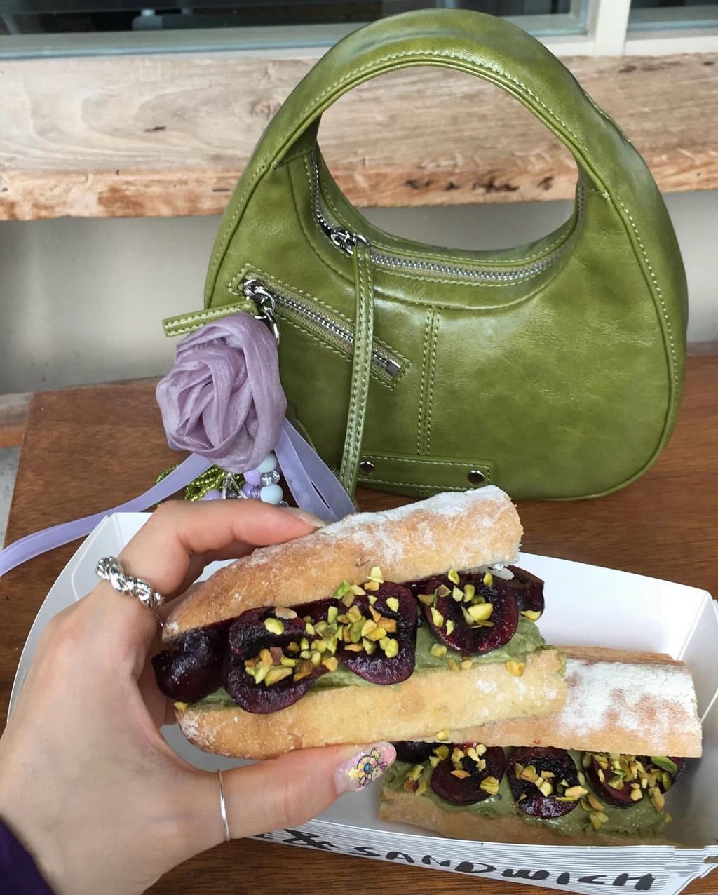 b218b50a2fed06f2dee69e34f3139ee9