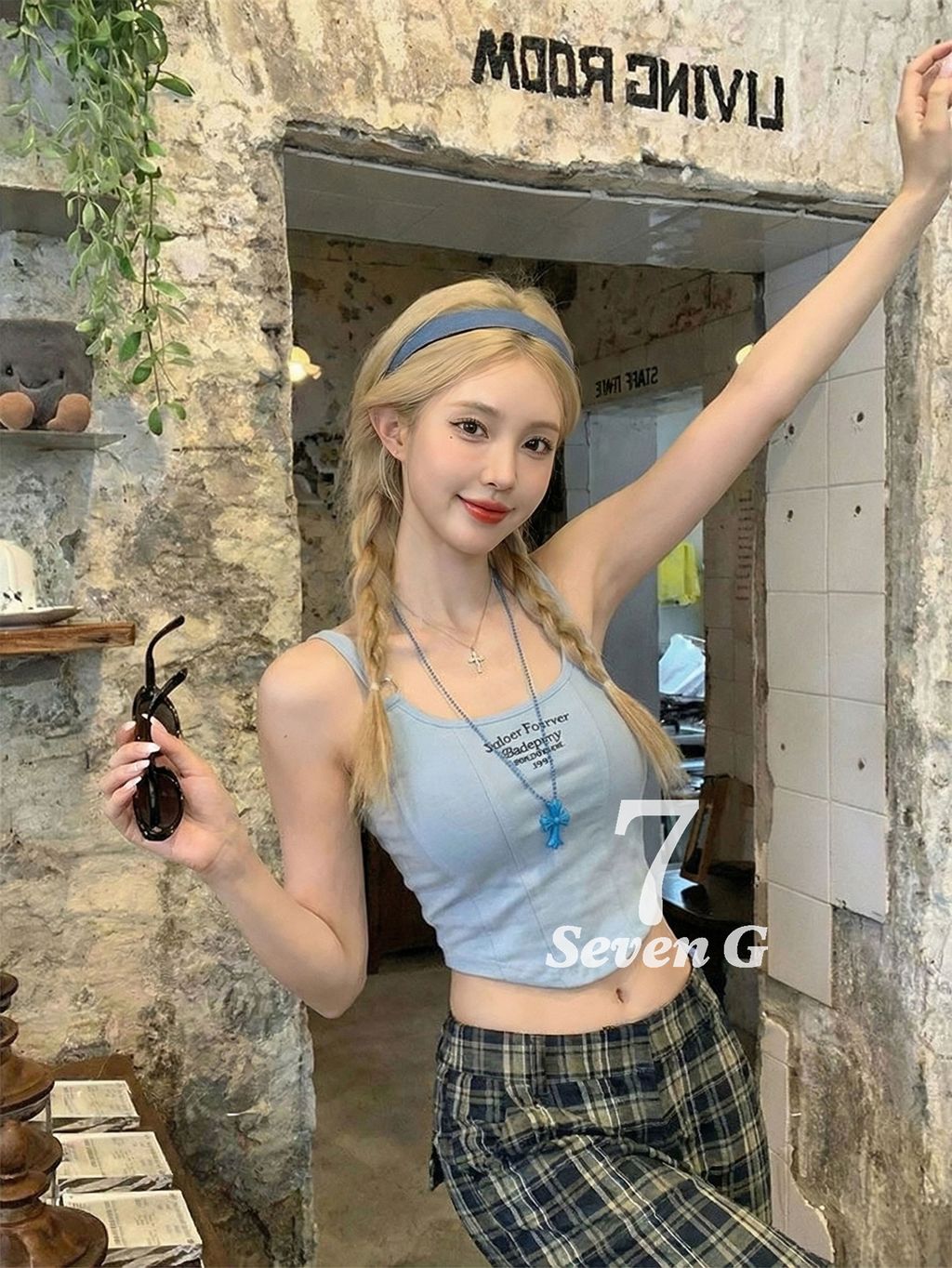 30f05f05e6792351fcd1d75f977b1273