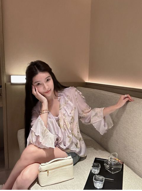 d3bd27dd2d28ae5f5ddbc1104fc32617