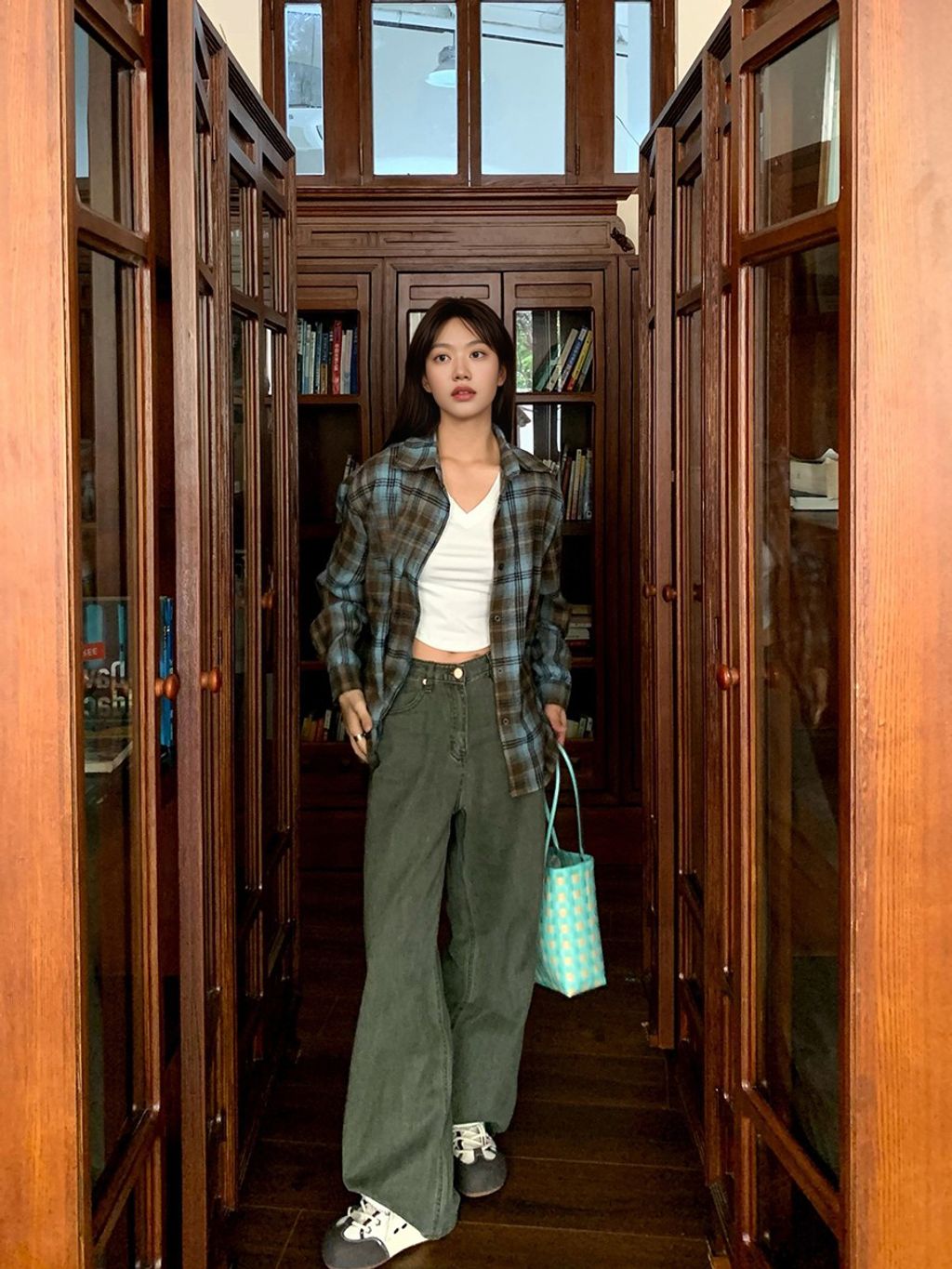 6422f5ce31f7c187ff425d4793a79795