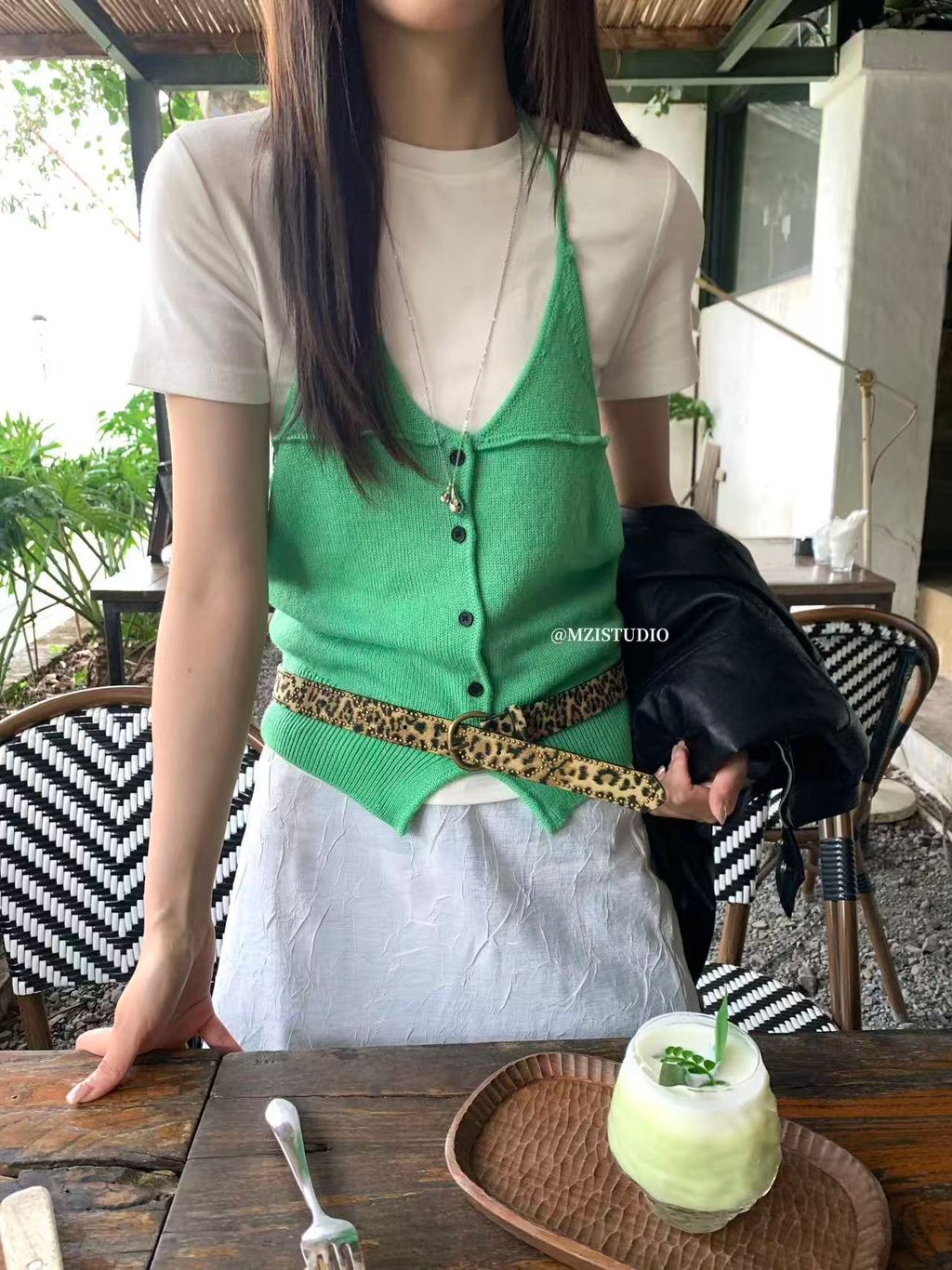 0852cbf84927d707a2a4e09940d2ca08