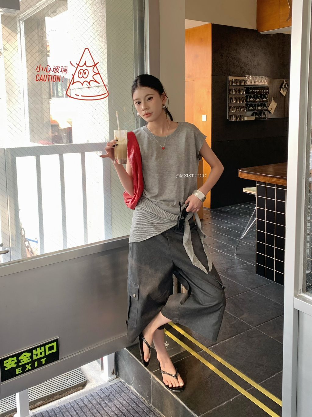 98d01ef9389702b2b8ff160b80cd3d9e