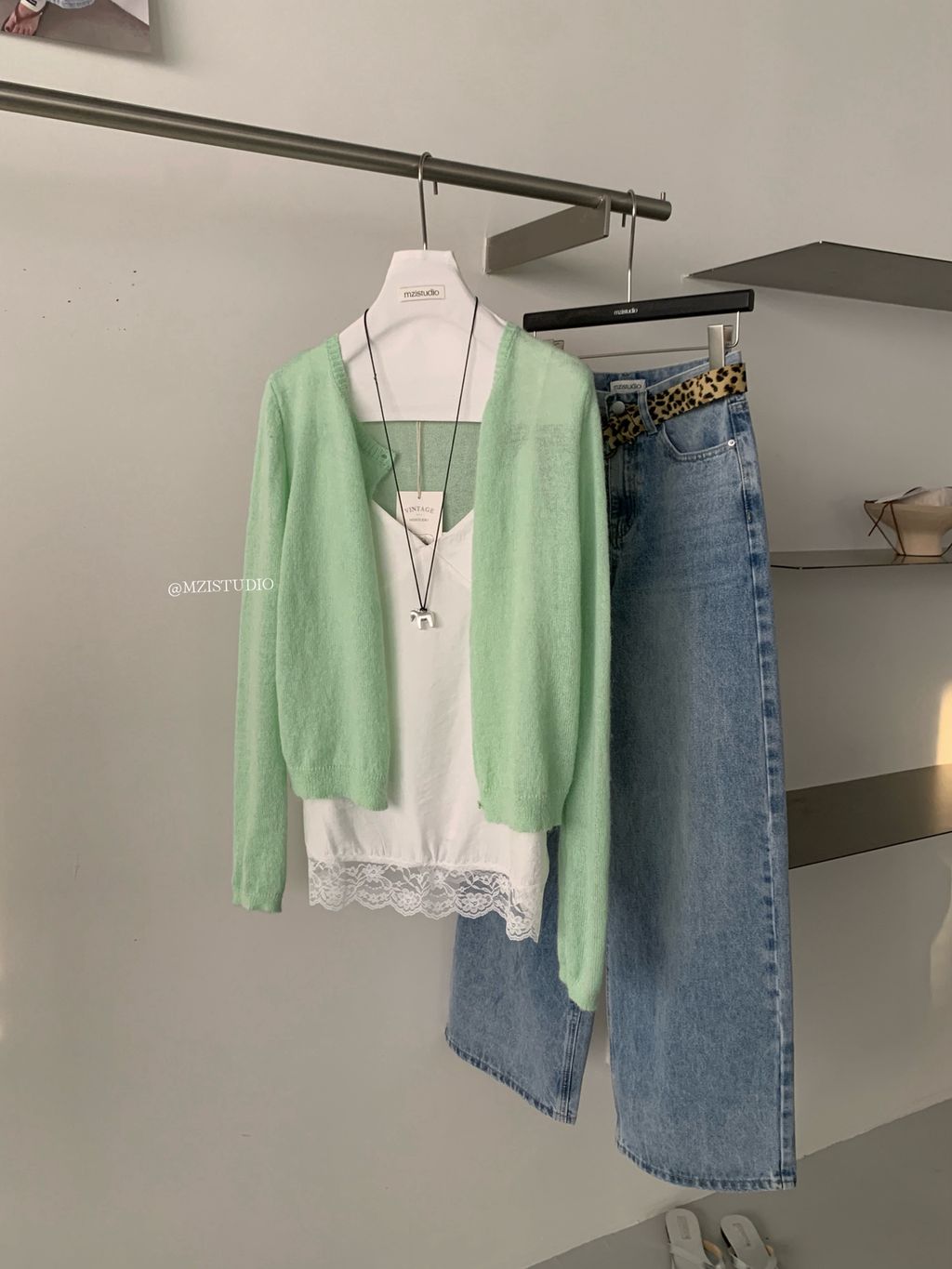 07aac9912de9cda542df695feeac0c10