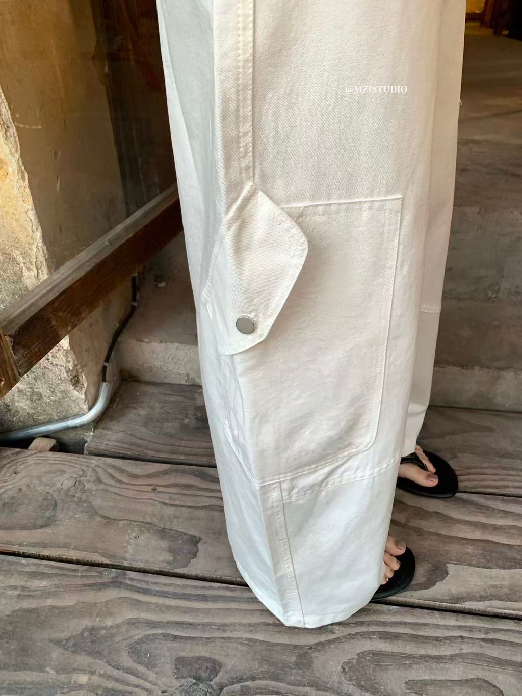 10d1d788cd8ab7f9926e582bf830f161