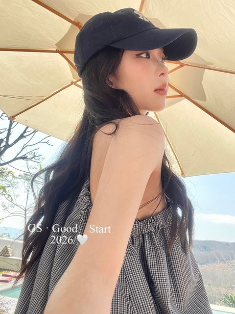 416907bfc8c8bb23a35e3ea2dcac6b83