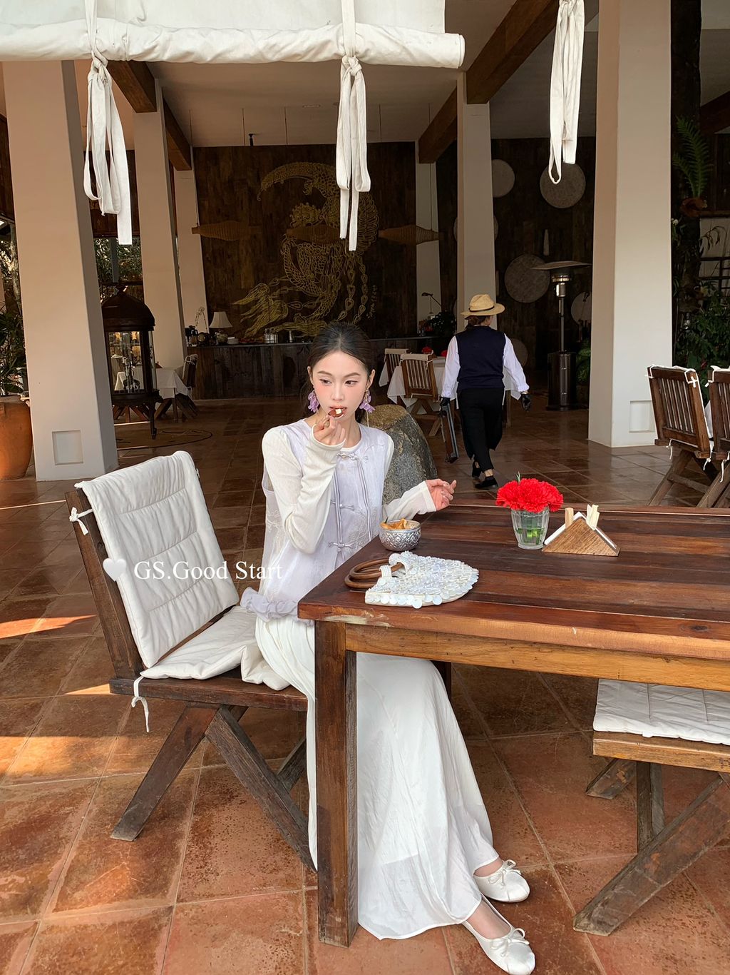 2501ba219b9d774fc28b322247d0723b