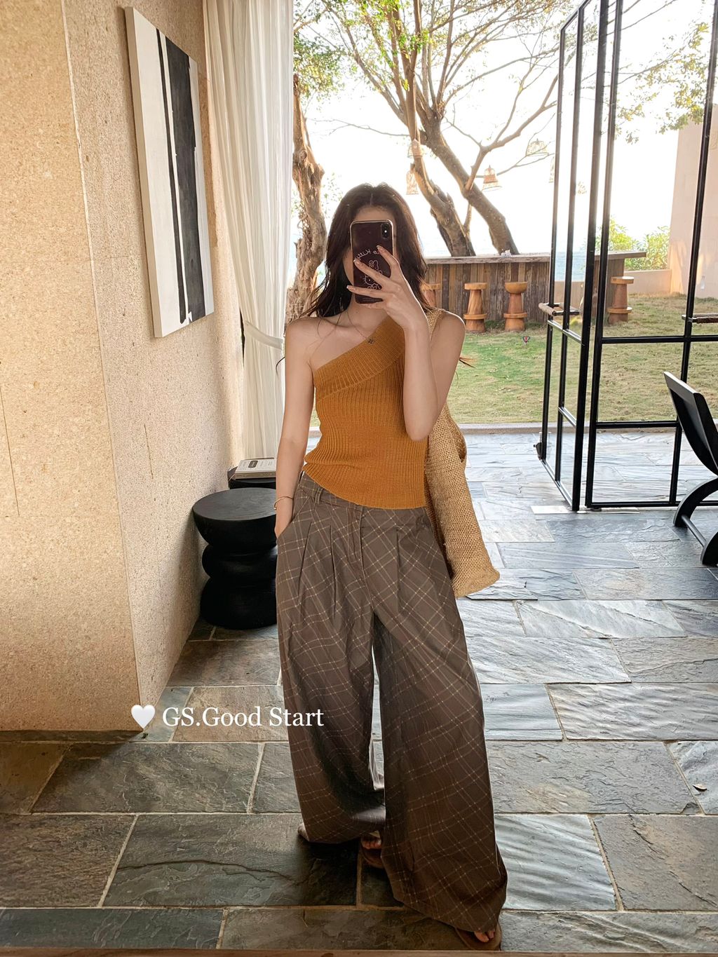 fb1cd4647104df7e38f4c1a71c351bb5