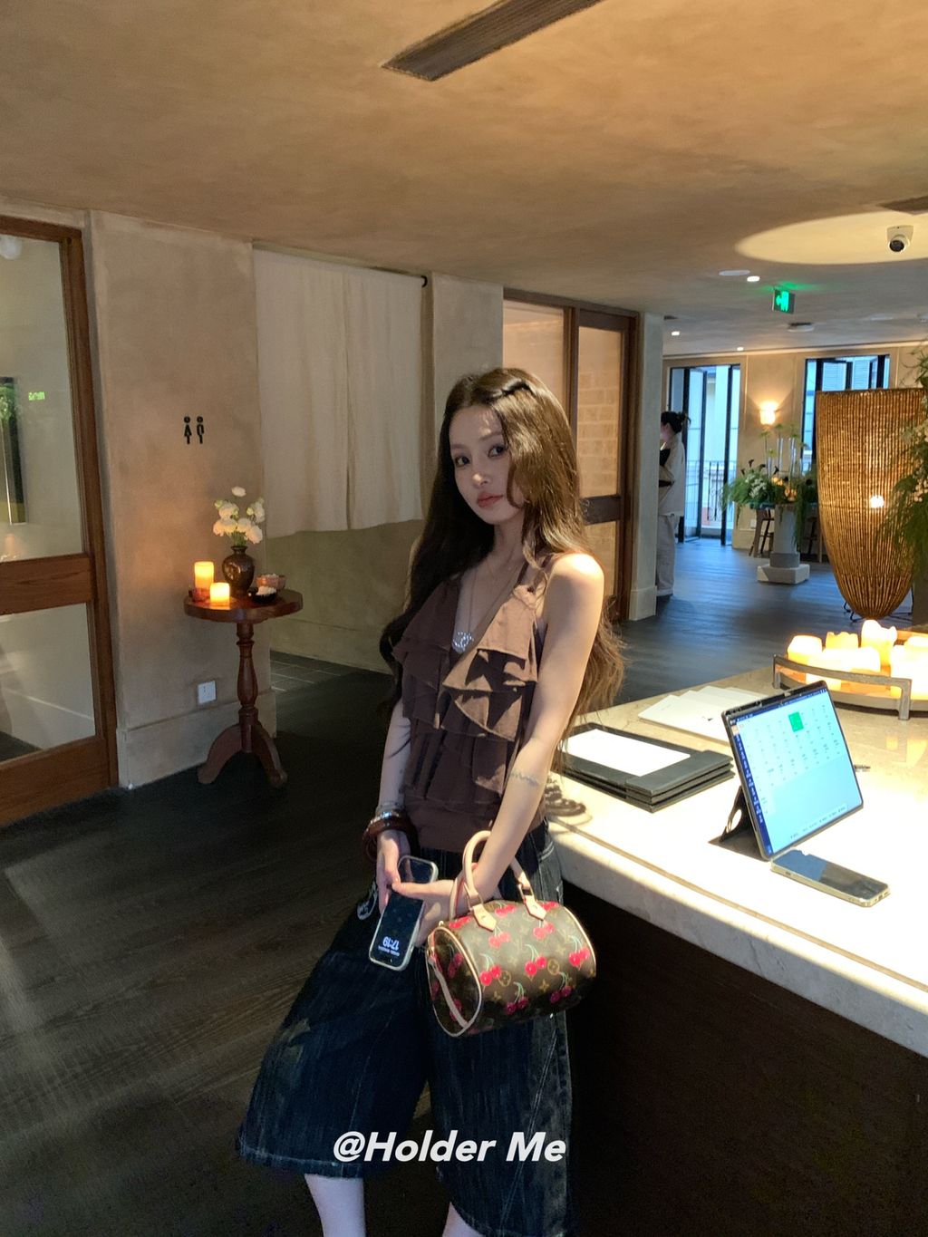 21b8f3de3f7f909e7118069ba251f905