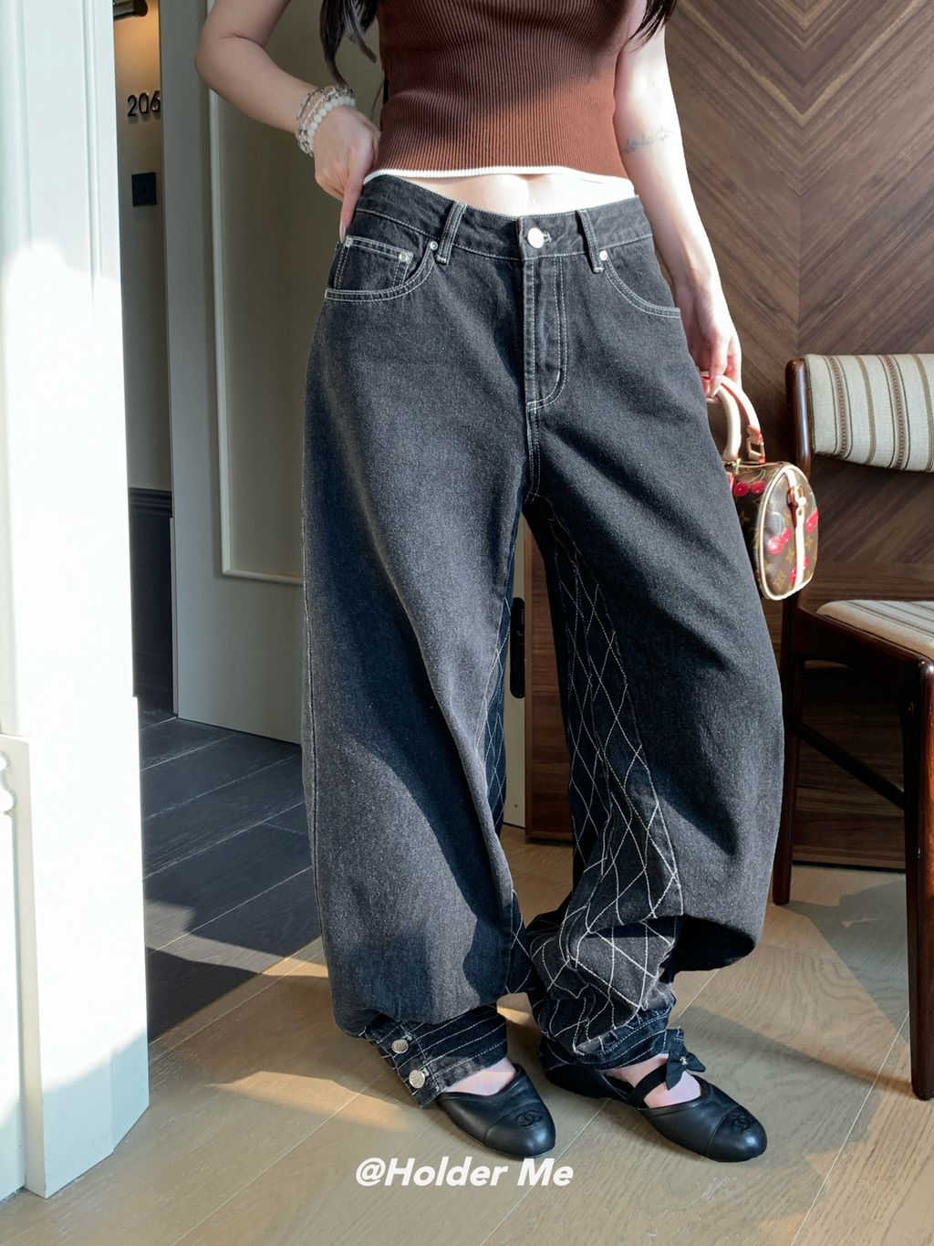 18499b252bbbcb128e81cf8c9d64fde3