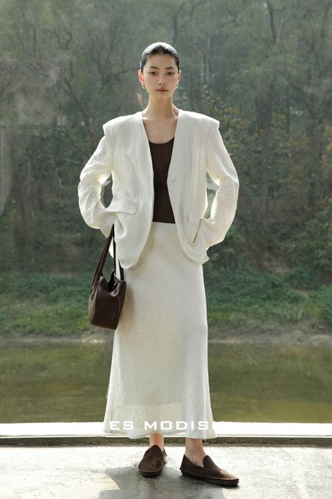 011cee10c0e96f1880fd41cff055b4bd