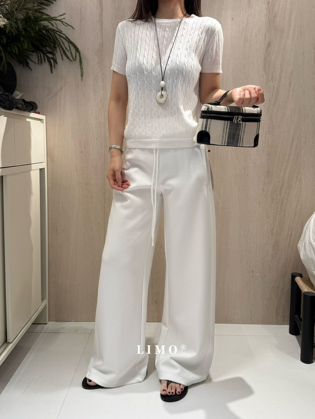 82e17939335d1e7382c2b82058fd6bfa