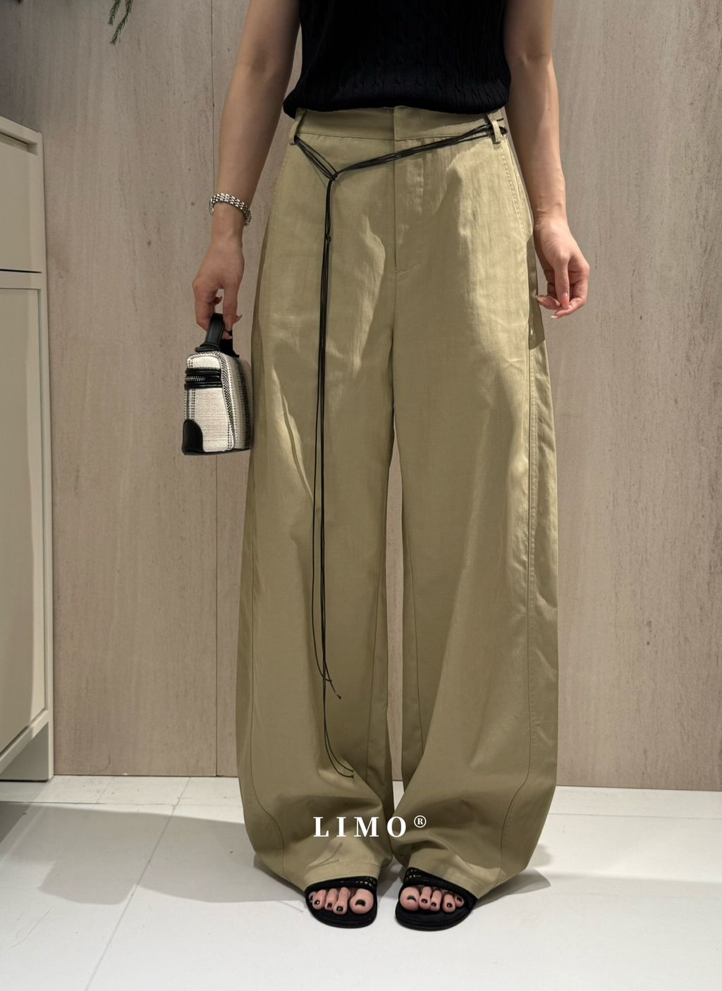 d28f7dae2896a57b2ae262cf9f22329c