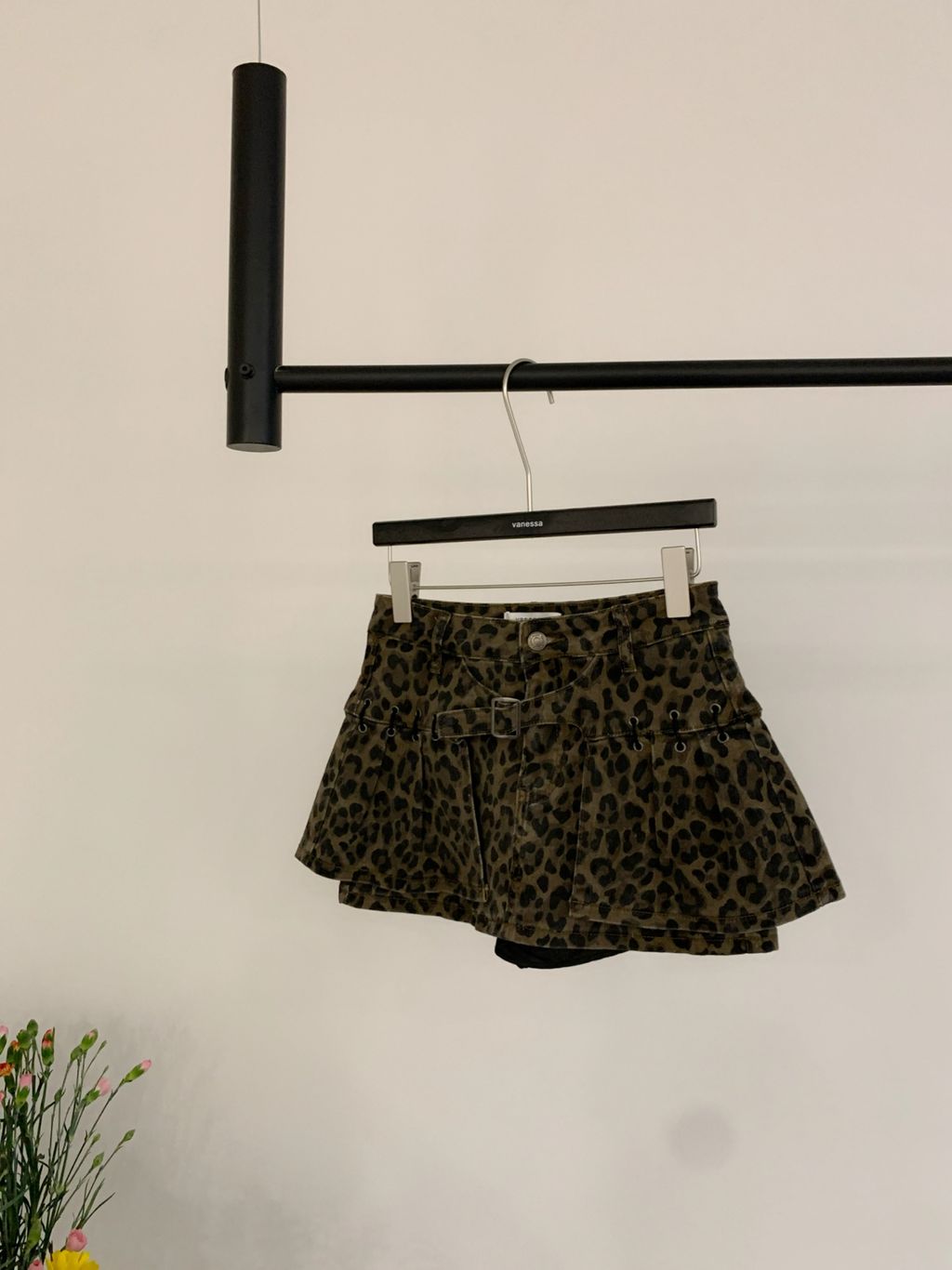 f0c8e9821f5780a90091d88de2b4b7c5