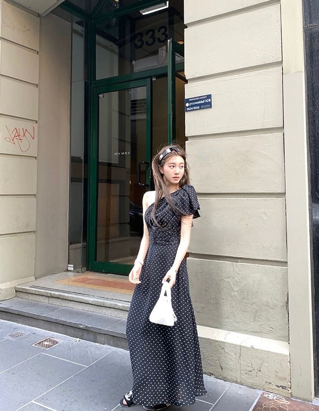 22e8b671e9834430a751fa425876a2cb