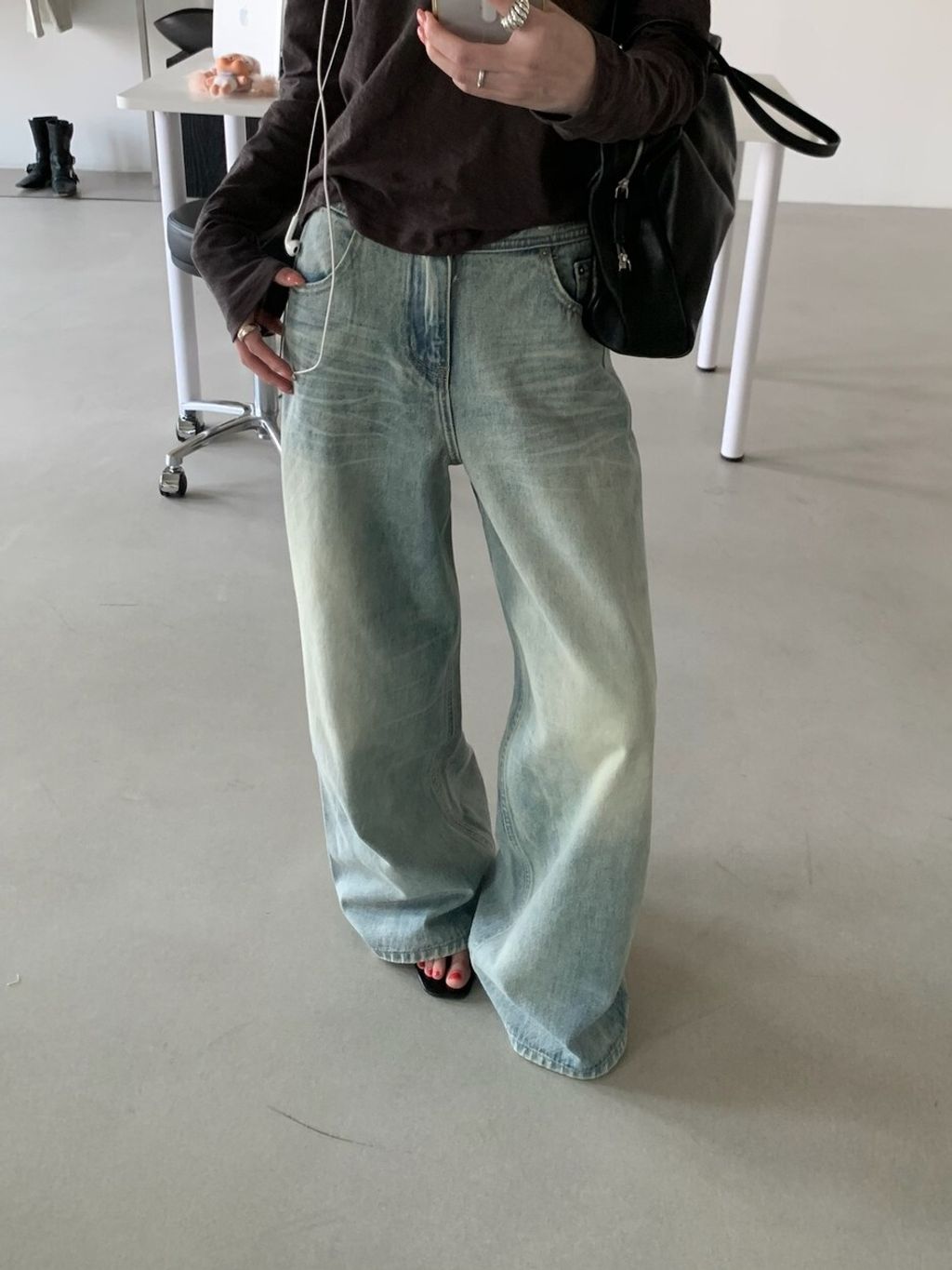 f57ea8affb62836a3d447d42a3186e5f