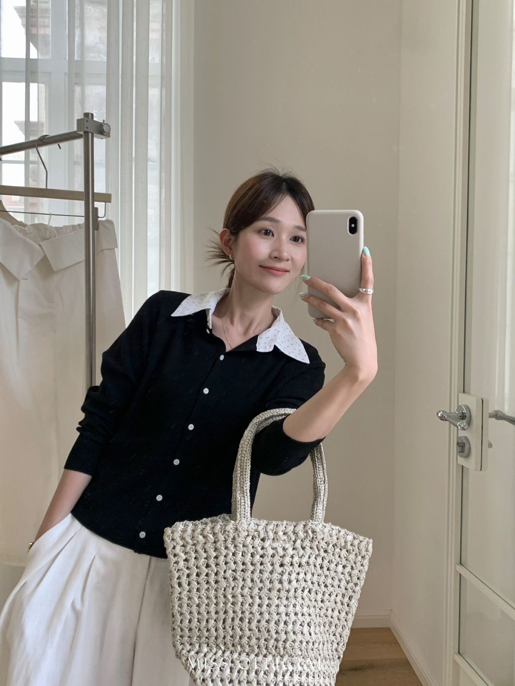 6418809e696216a3c810c01605358354