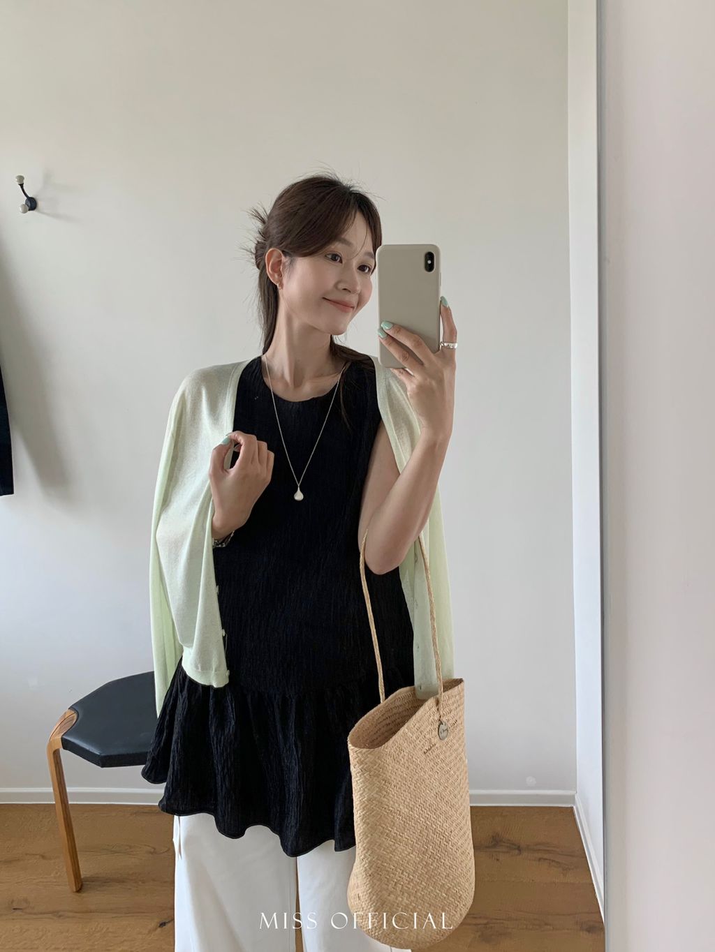 9df78de34b38435b7d553057f1d74928