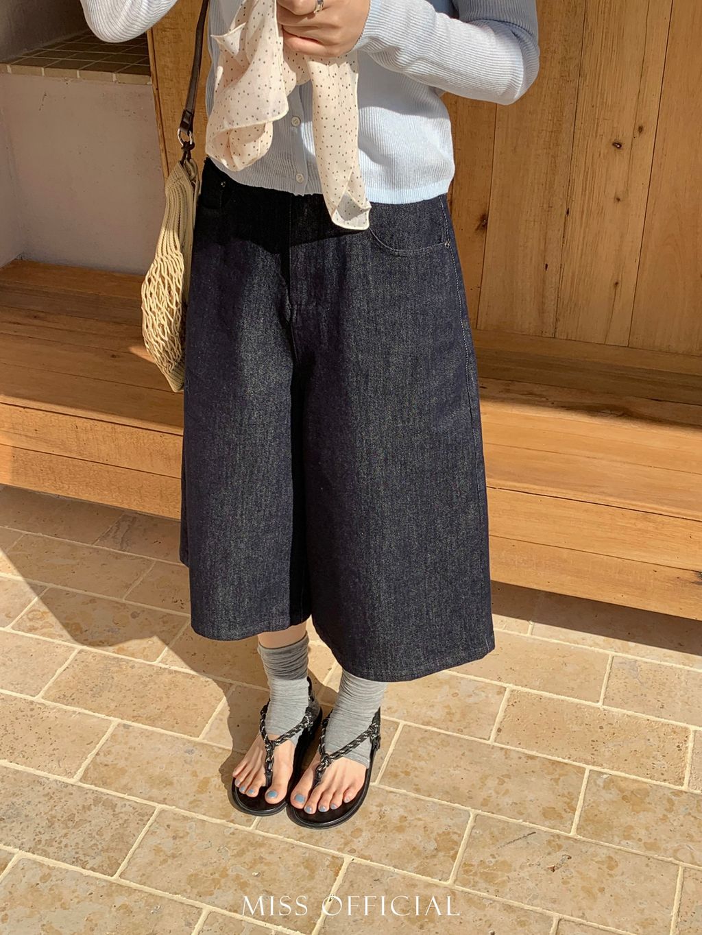 bbf209dee561526e4759f6e9dc53a597