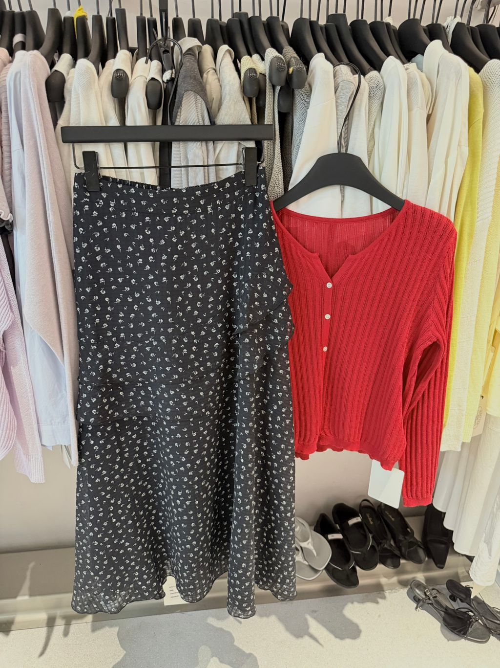 99e9e8f1df7f4f6af17c59d08d96c839