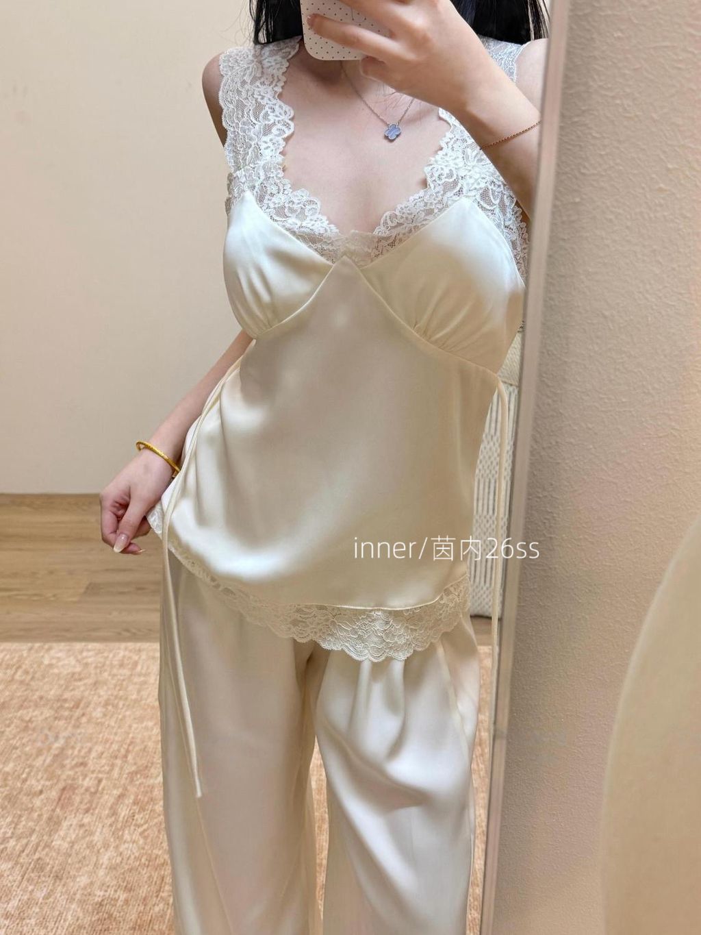 b3835144d881efd3e4961886ae24c69f