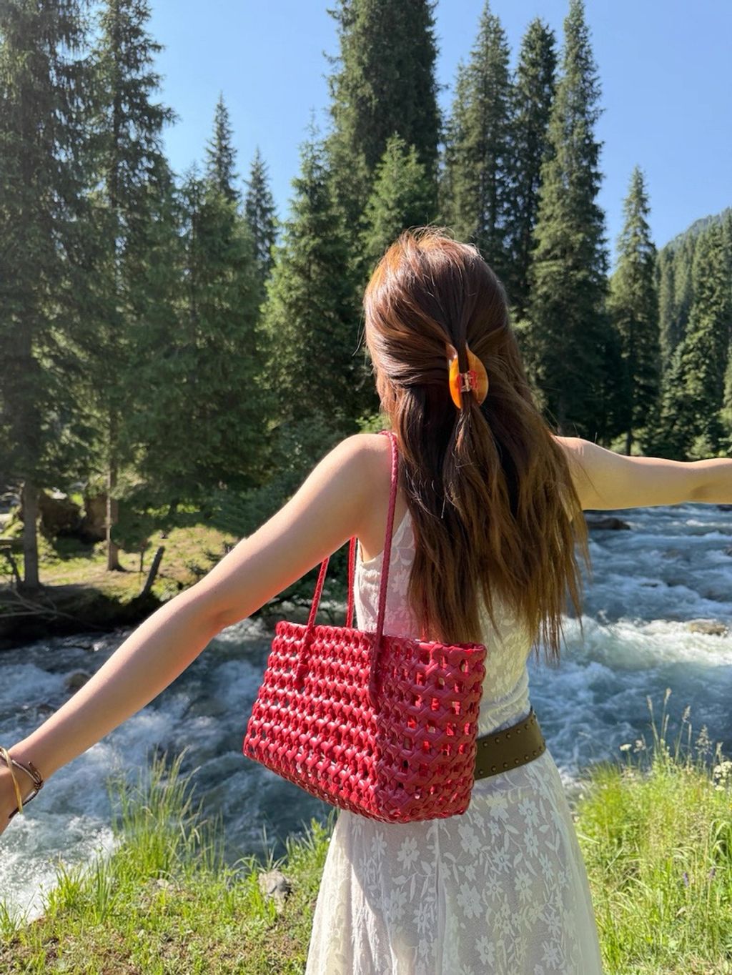 6813a08da57a6f34e2fd3b27150128ea