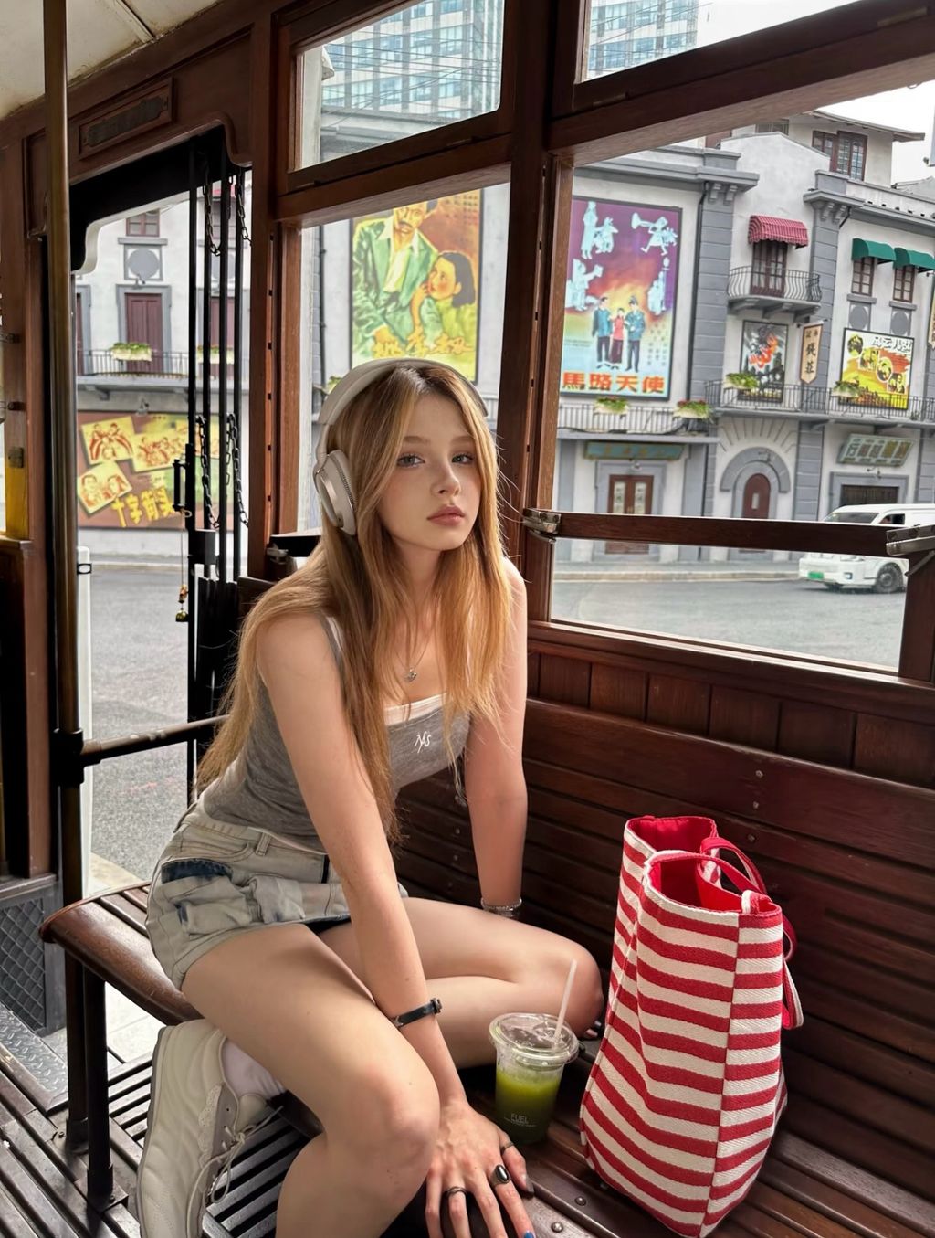 093940e32e6fc7fa2a93de553188e453