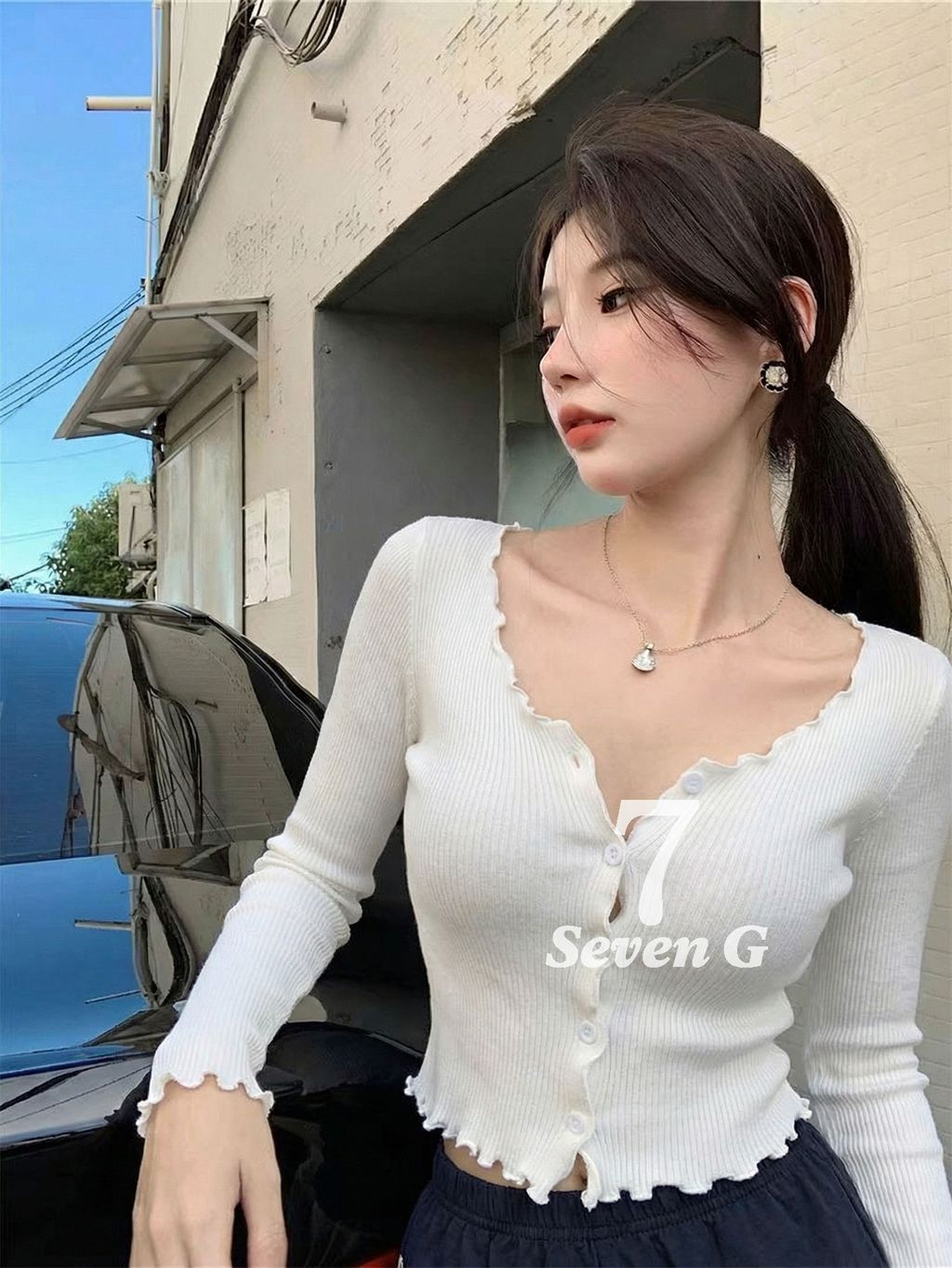 e5c99ef10b74f11709ff23bde75bf565