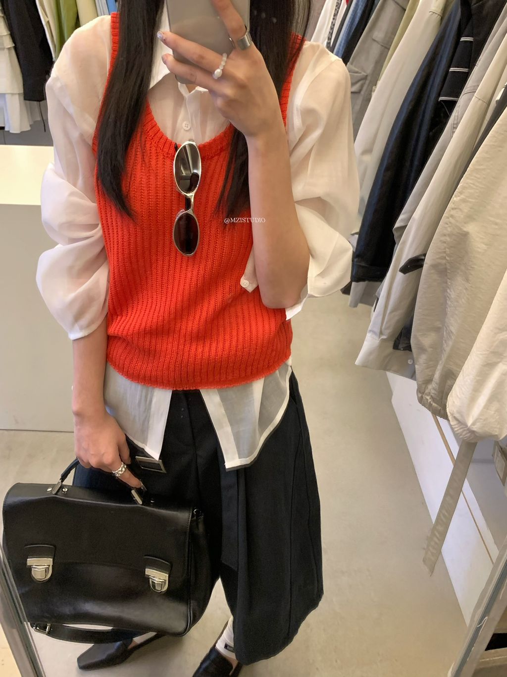 bfd061b8de8f69ecc4594e0aa8c60087