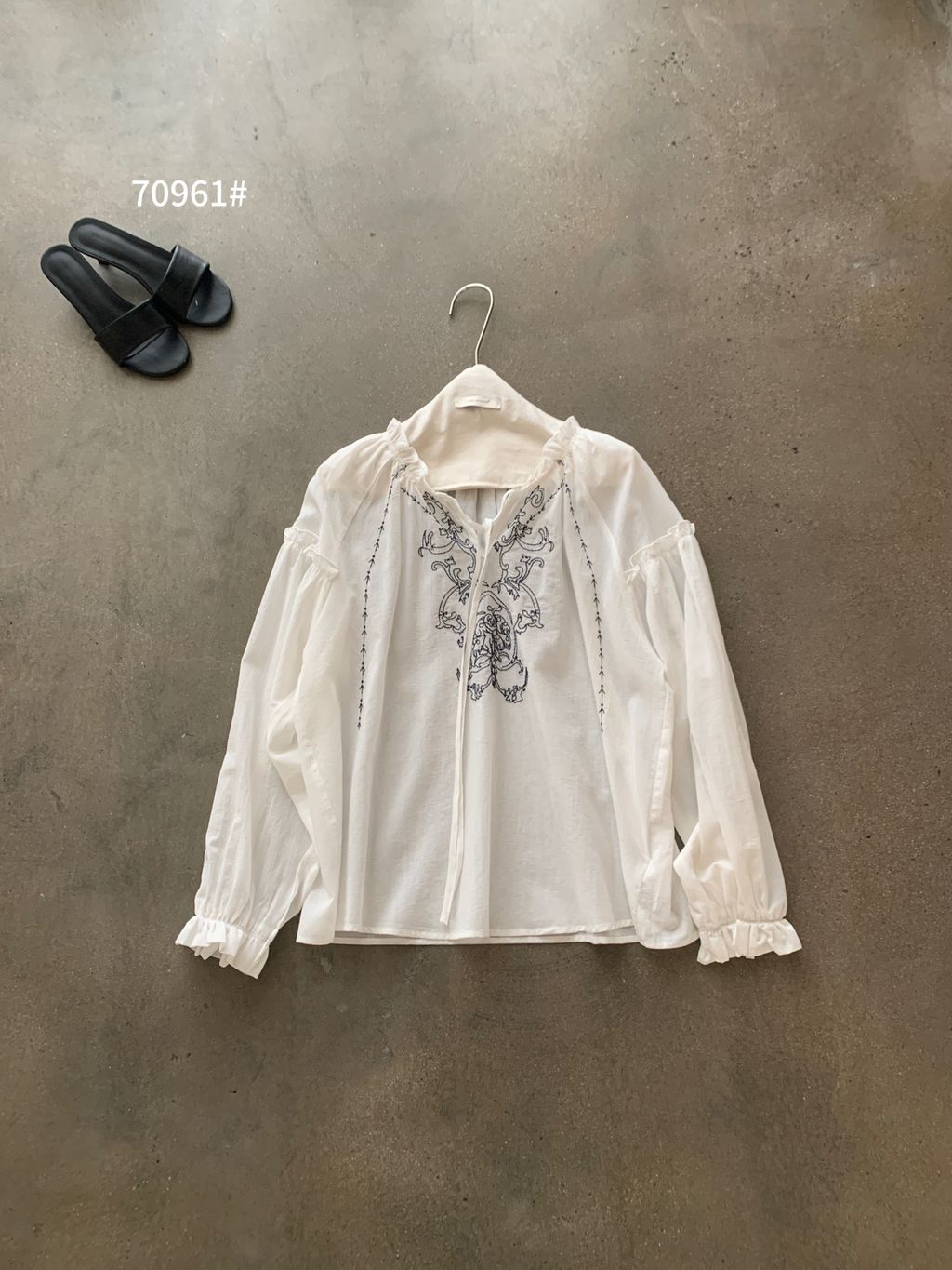 19abd072995a33fd3a9e91a72553001e