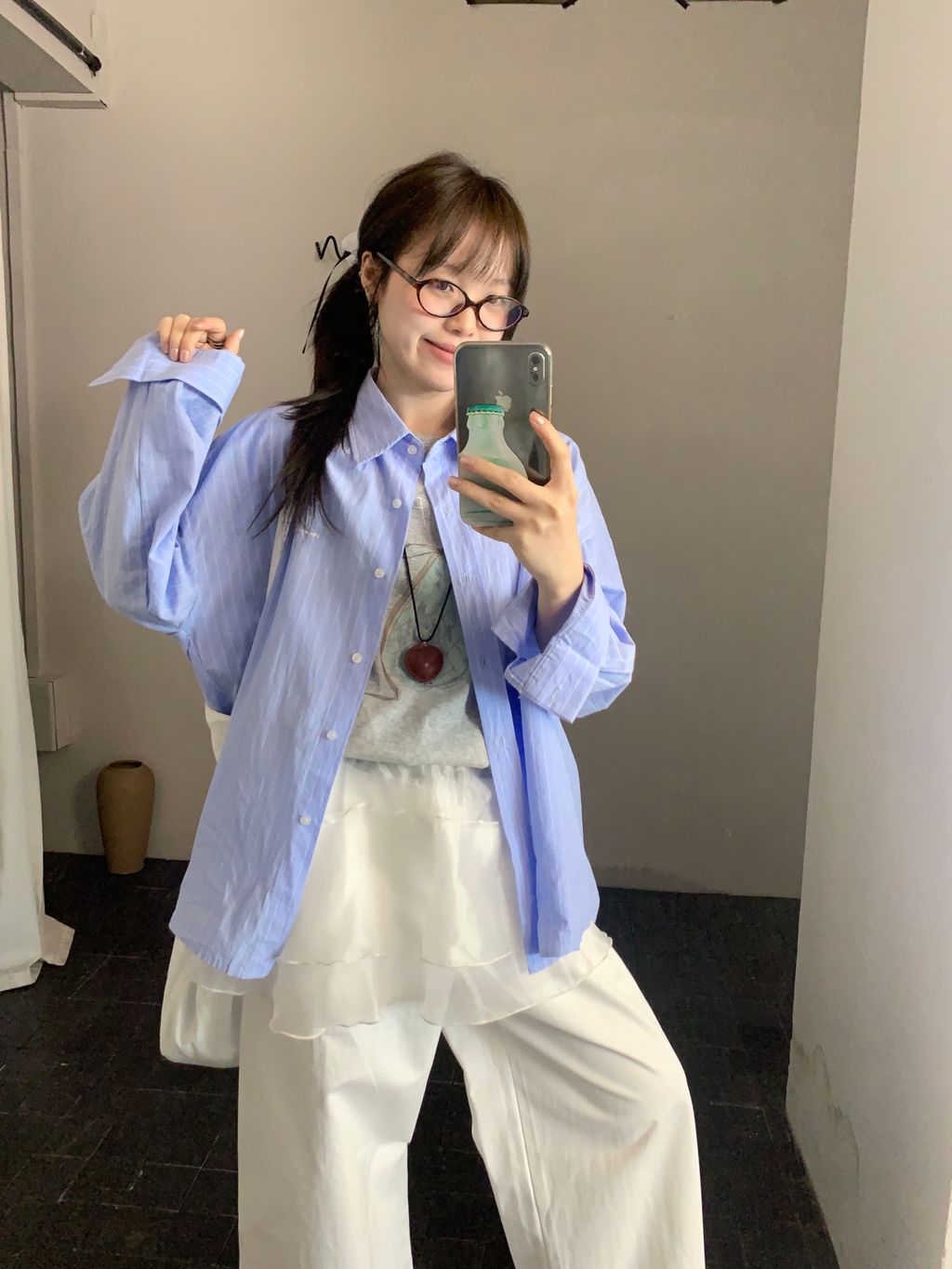 6887b0826dae571f7a9575a2320dabcf