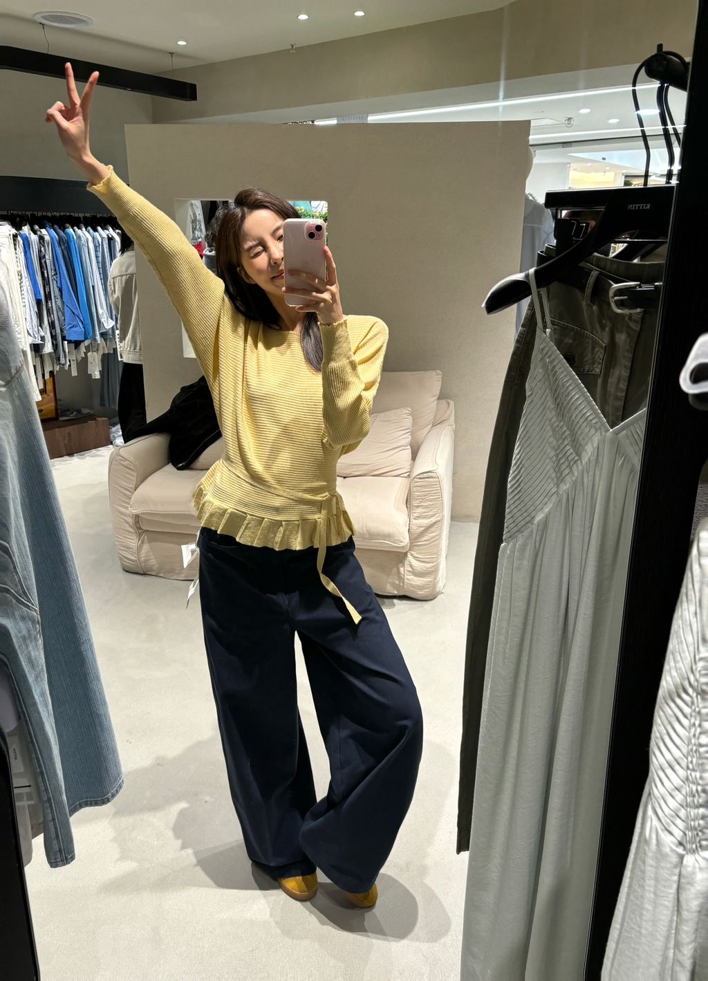 1ba9e99d35cc7a166fc1e054d94f0663