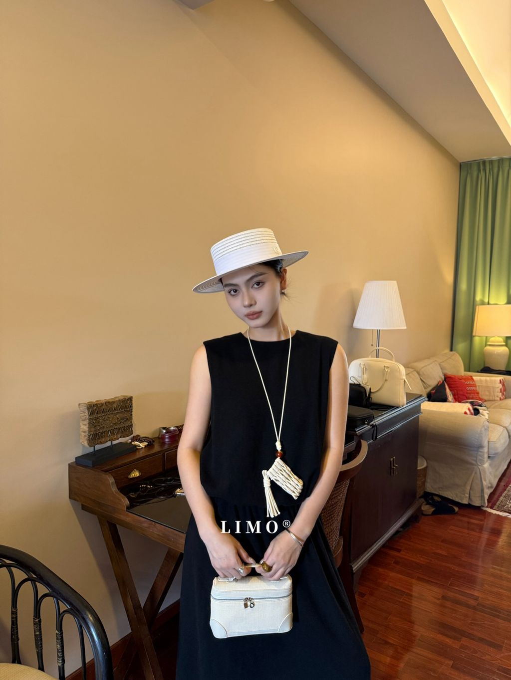 1906040e7154c86018be66b78e625e16