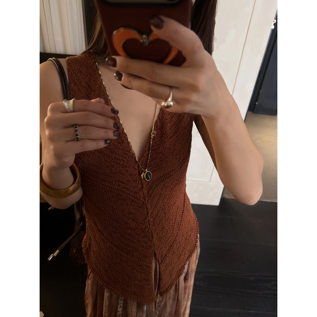 E6C1E46933154AD297F3D317EBCDADEB_s428292_h1440_w1440