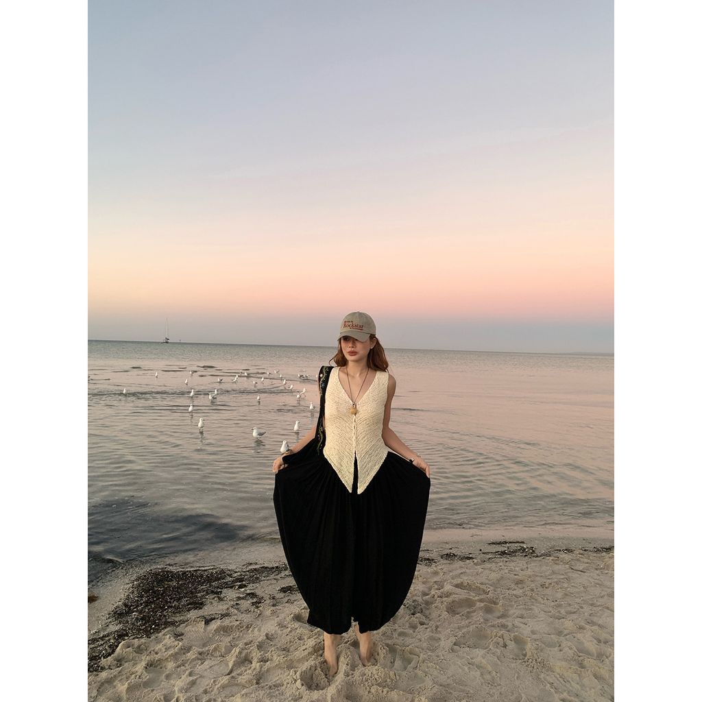 FF5BF161CA124BF48179152F3FD62A33_s430658_h1440_w1440