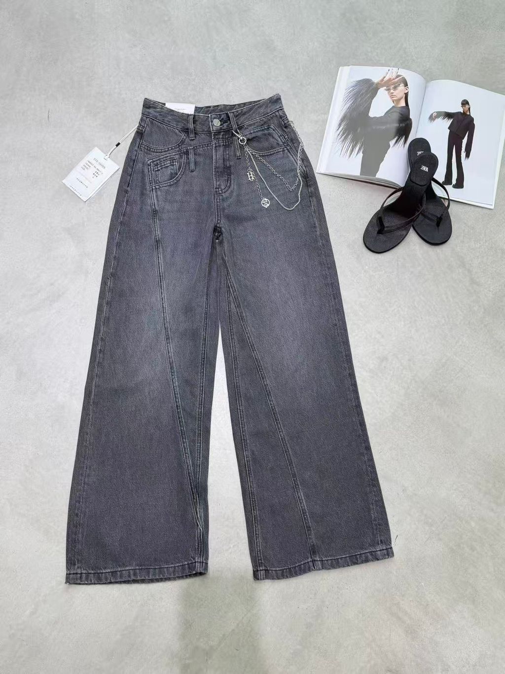 8135b9adf1dc0e9835ee43767da589cb