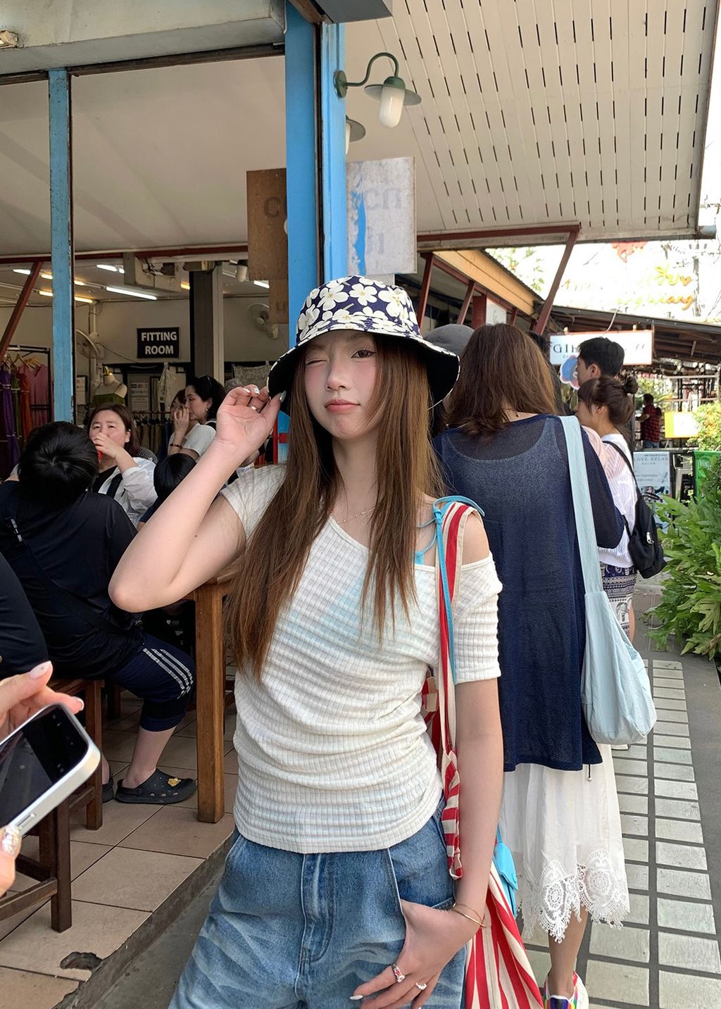 98b876ad1329896a814a1ec5797006de