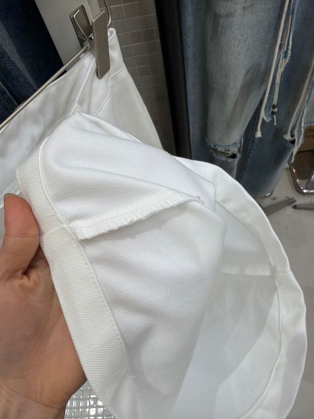 148469a04ef5936d617f30c02ef3dfbe