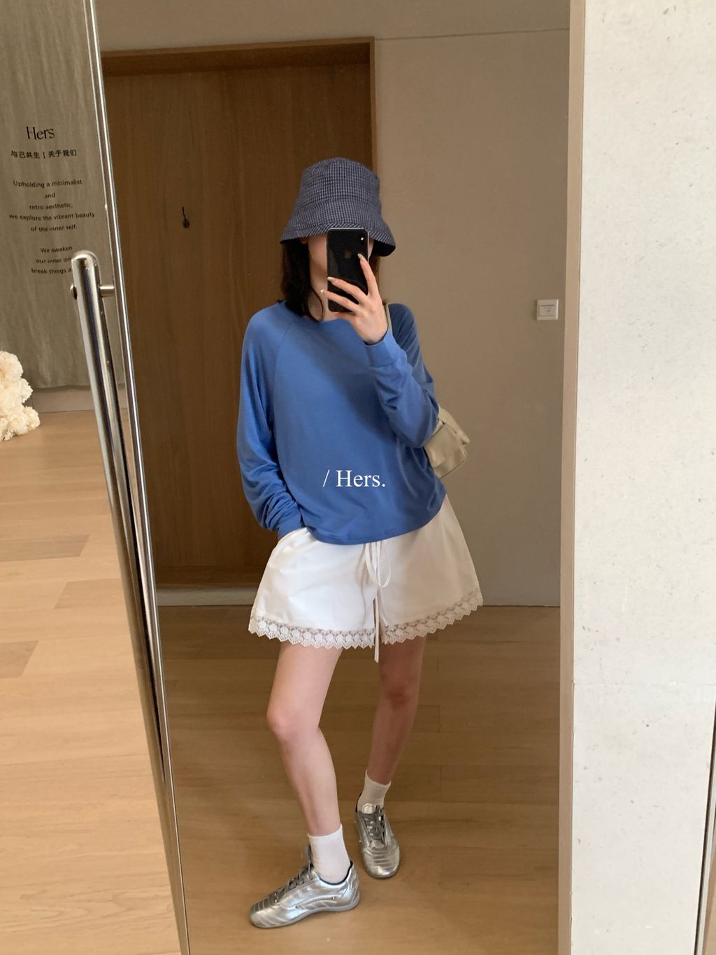 d98443521a7fc8375444a47d895bb7b7