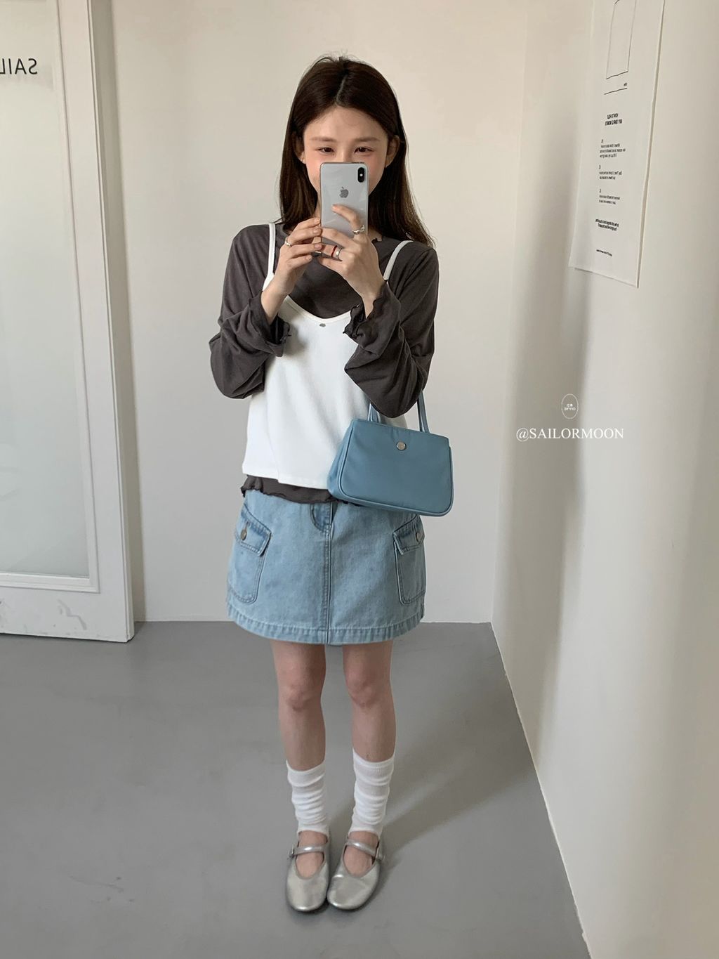 24428efebbfecf49e23c81ed4f27f84c