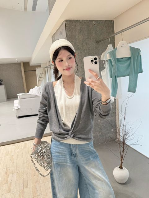 39060acea8d146ae8a4306a2a399b354