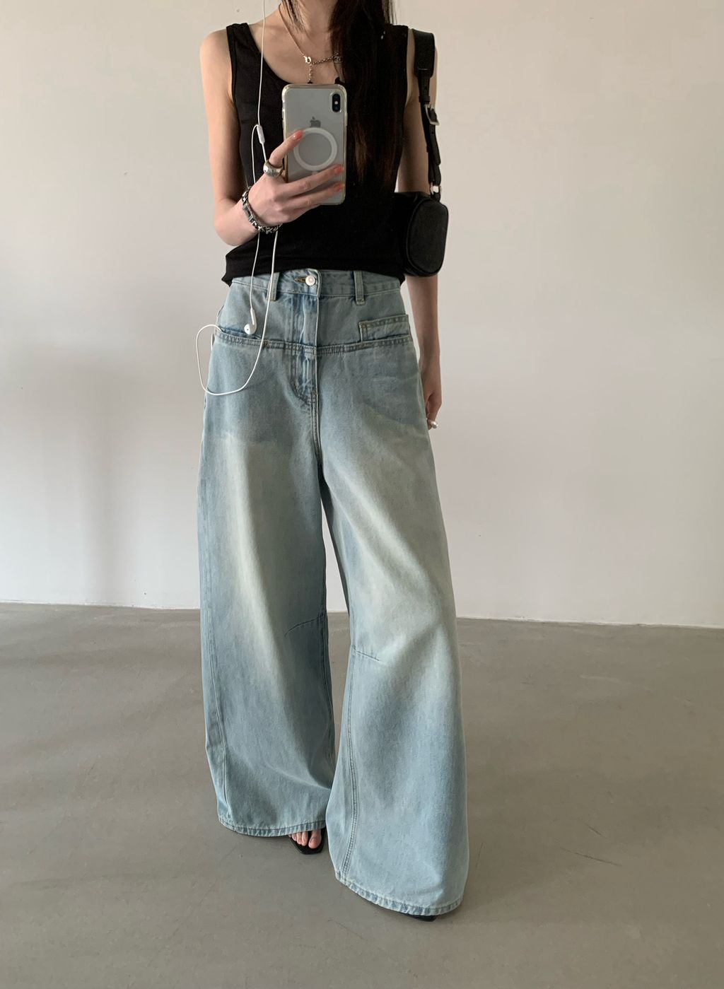 303aa36a176eb96248728a73e9f69233