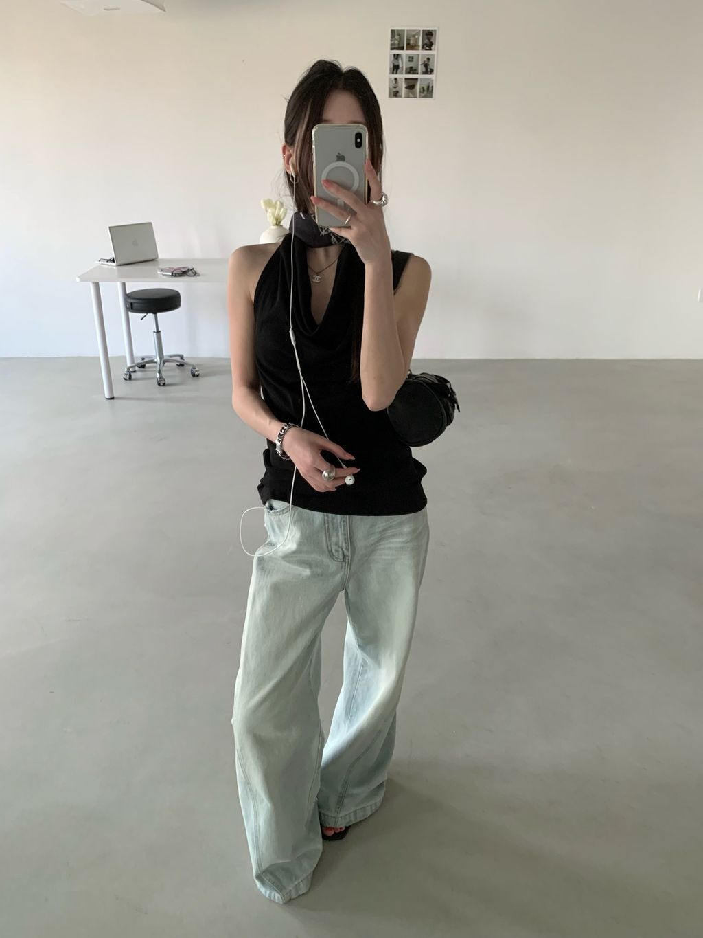 b93f752b3a9878e8ebf74b367dd3d2f9