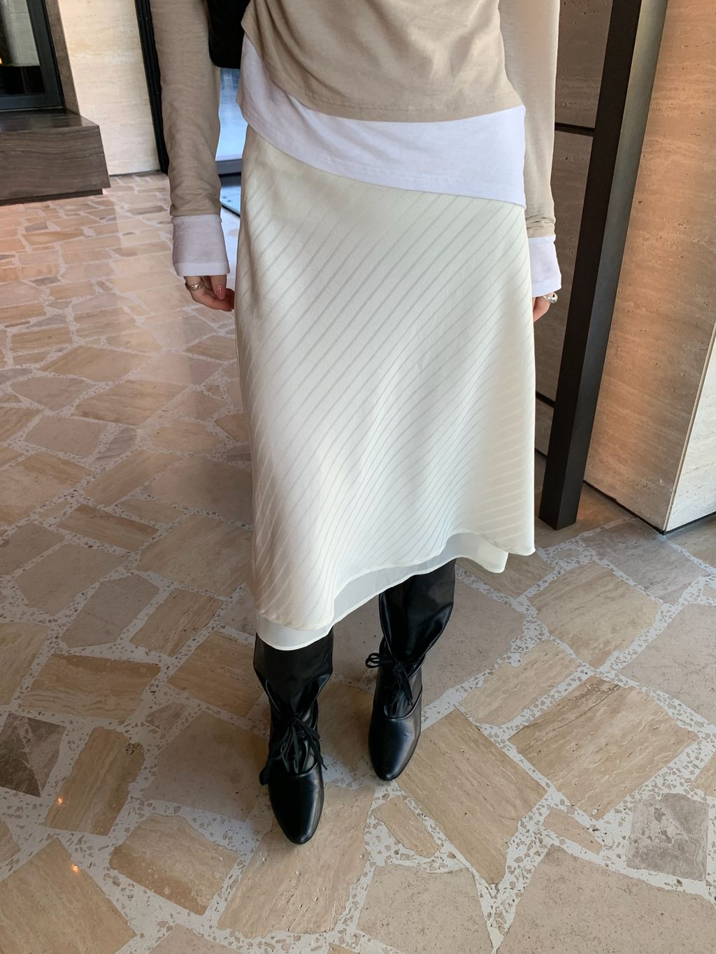 1696b4929f9a71069504f6a781b7725a