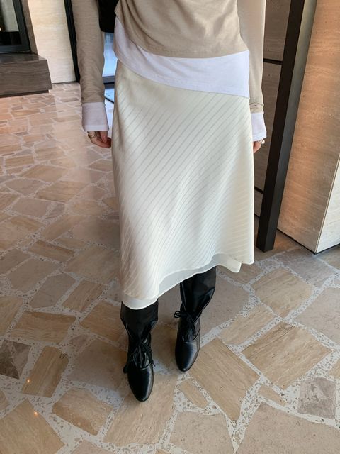 1696b4929f9a71069504f6a781b7725a