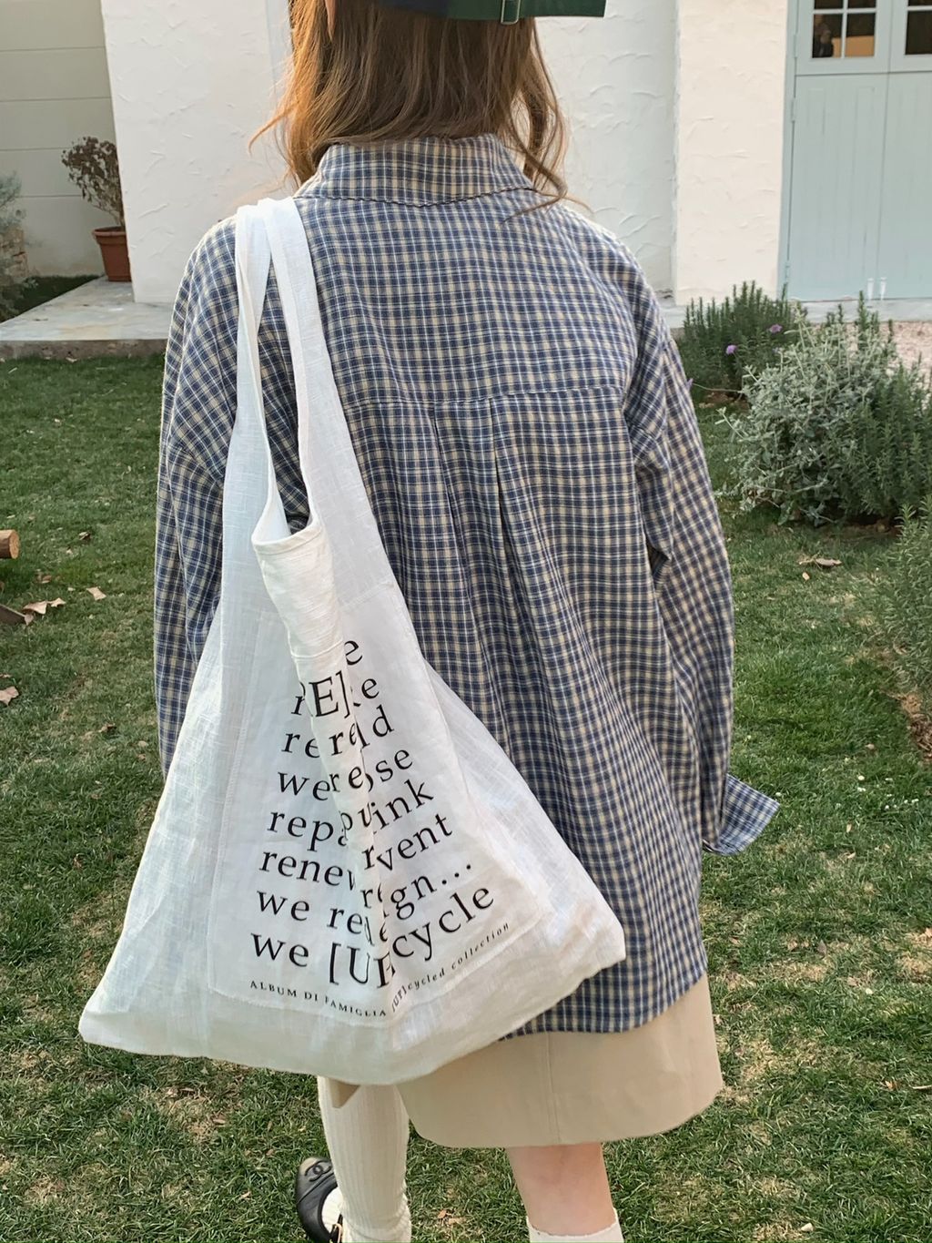 045d35b346ca768d7c14c812a1b255d3