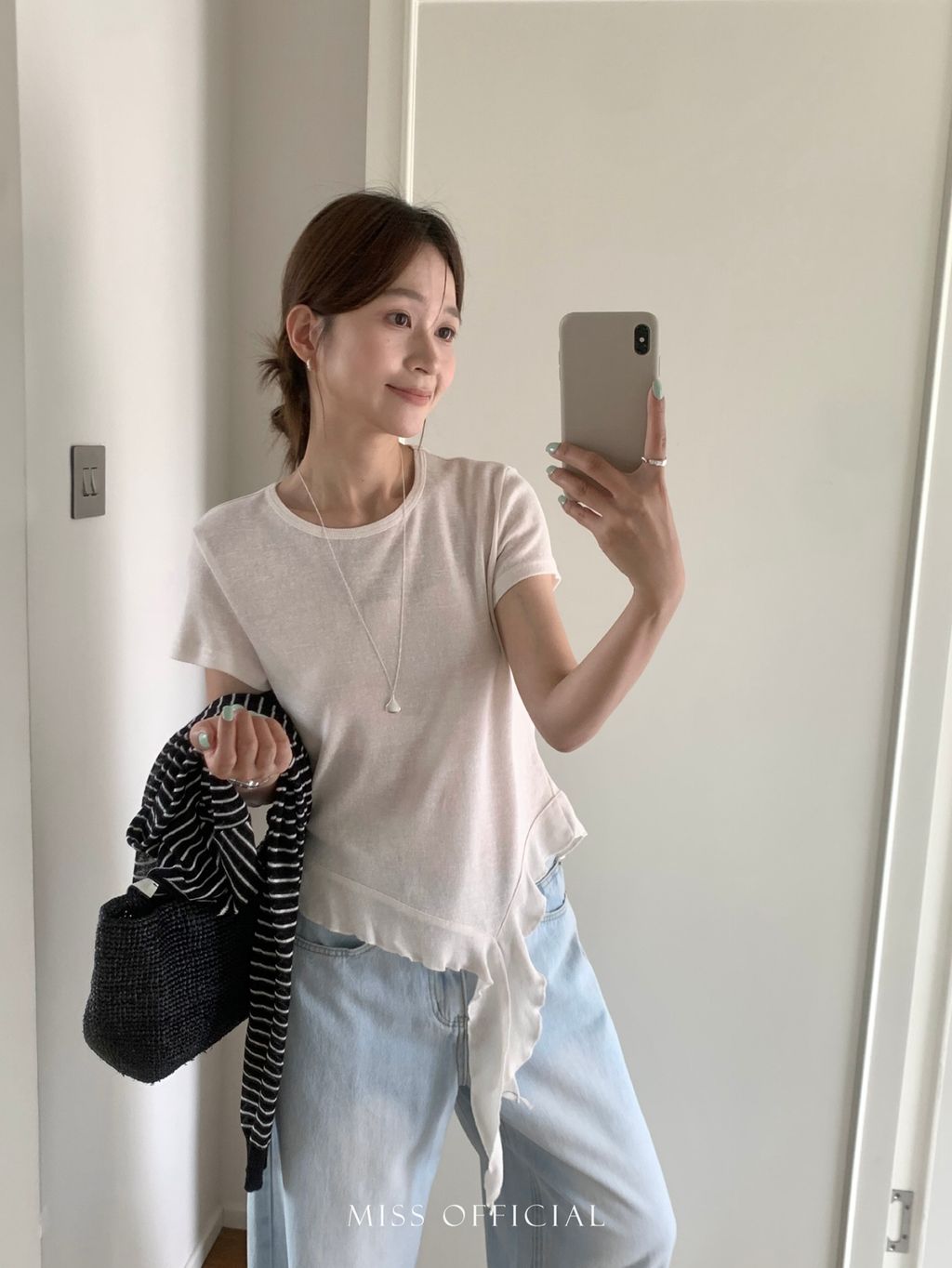 81e62a1edee76ab940678c992740ca26