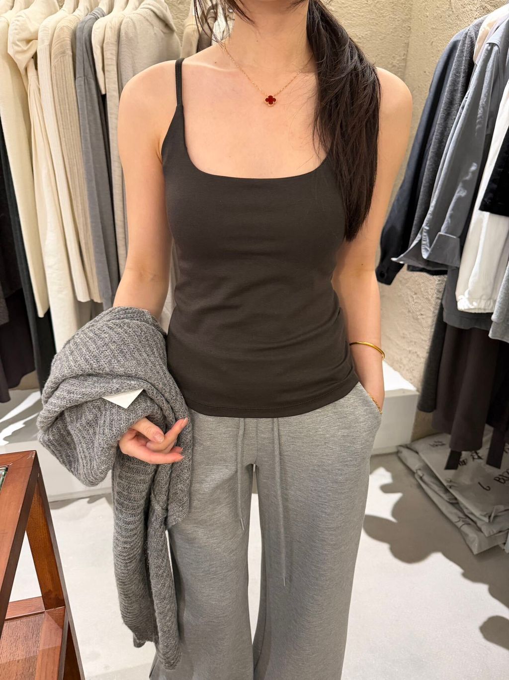 655994a3ebc128945e08232c65426761