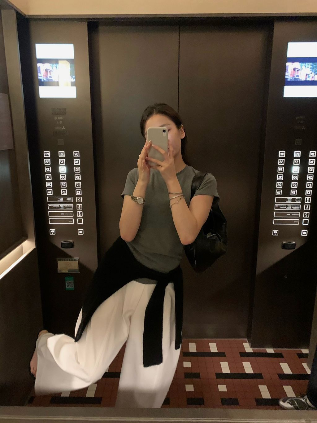 4b35e2514af32c23c64d5be2eb886507