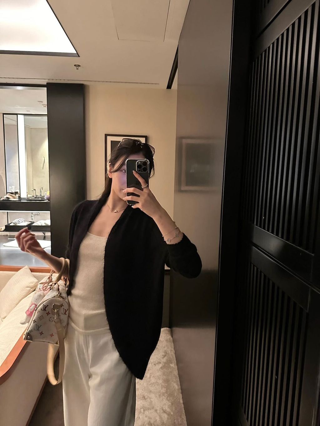 066bfb4c98481cf4ea6c15e259ebd8c6