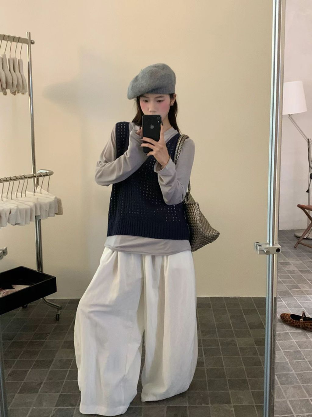 b690c2bad1d8788508798c6955965e61